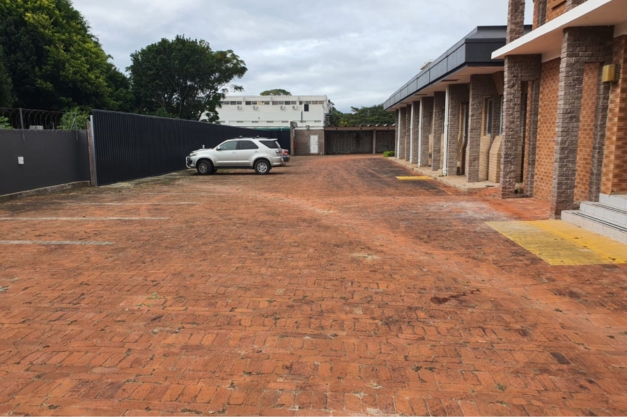 To Let commercial Property for Rent in Walmer Eastern Cape